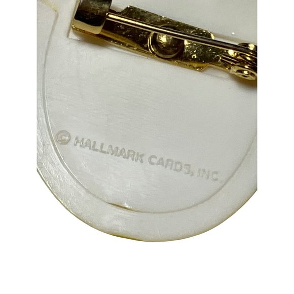 Hallmark Happy Easter Plastic Lapel Pin - Picture 6 of 6